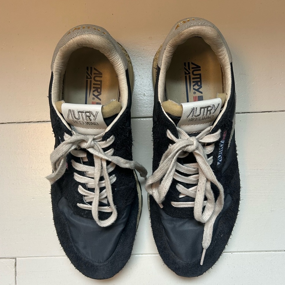 AUTRY REELWIND LOW SNEAKERS in black